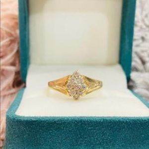 14k cluster diamond ring